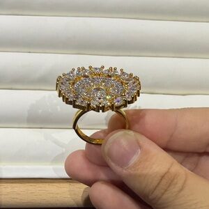 Elegant Gold and Silver Women's Ring